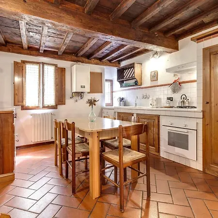 Pinti 46 Apartamento *